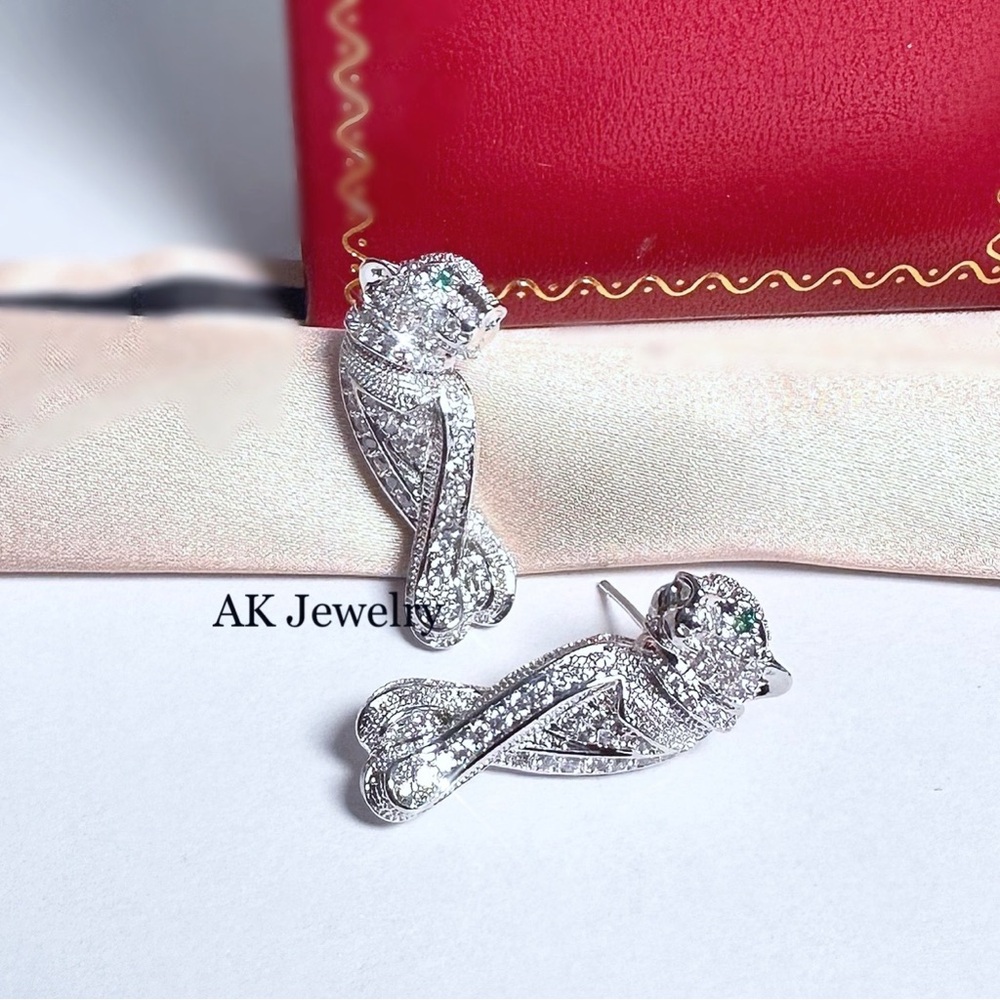 💎LUXURY Panther PAVE Long EARRINGS White Gold, Pierced, Sparkling Green Eyes - Picture 3 of 5